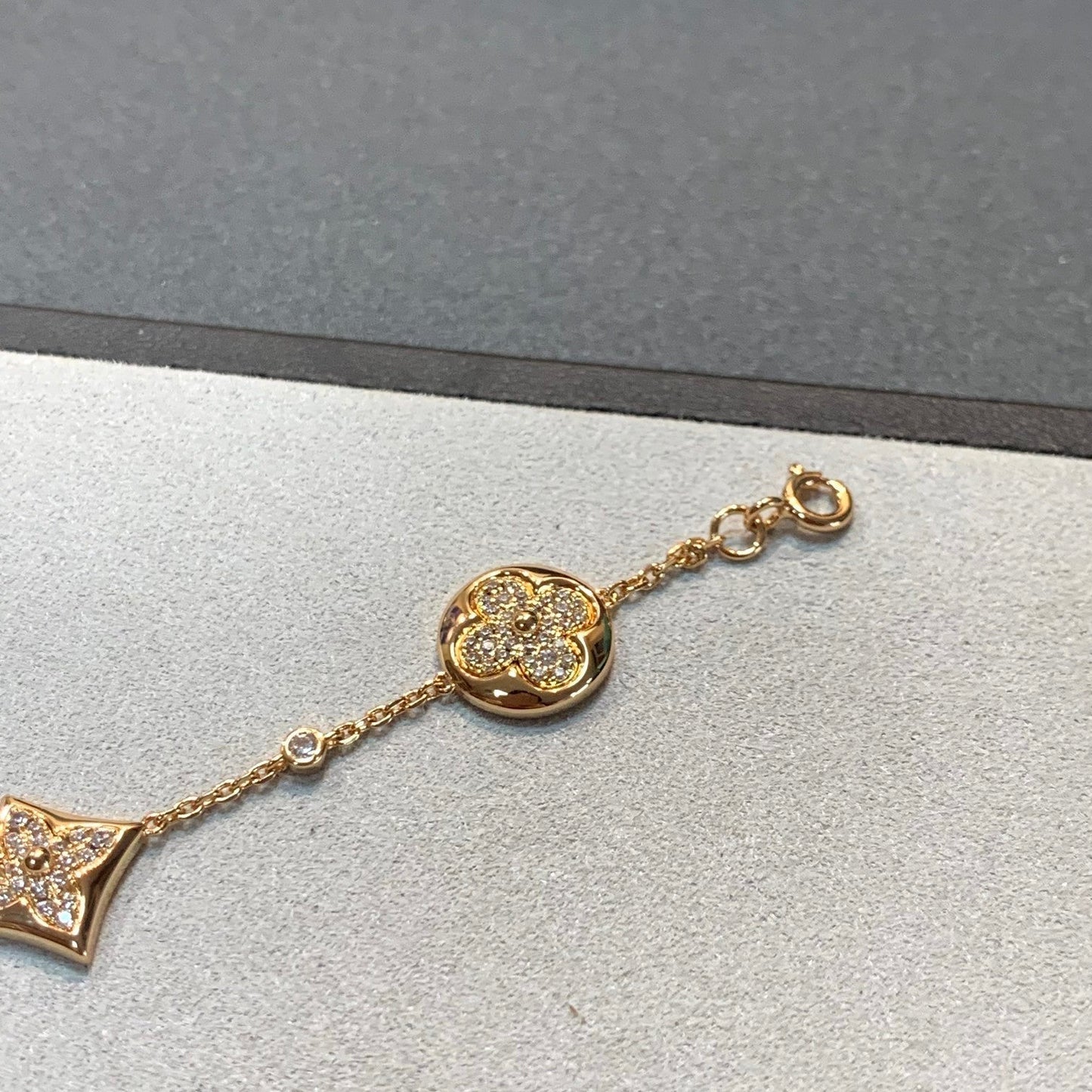 [AuraEcho]STAR AND SUN 4 MOTIFS GOLD DIAMONDS BRACELET