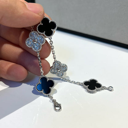 [AuraEcho]CLOVER 5 MOTIF ONYXS DIAMOND BRACELET SILVER